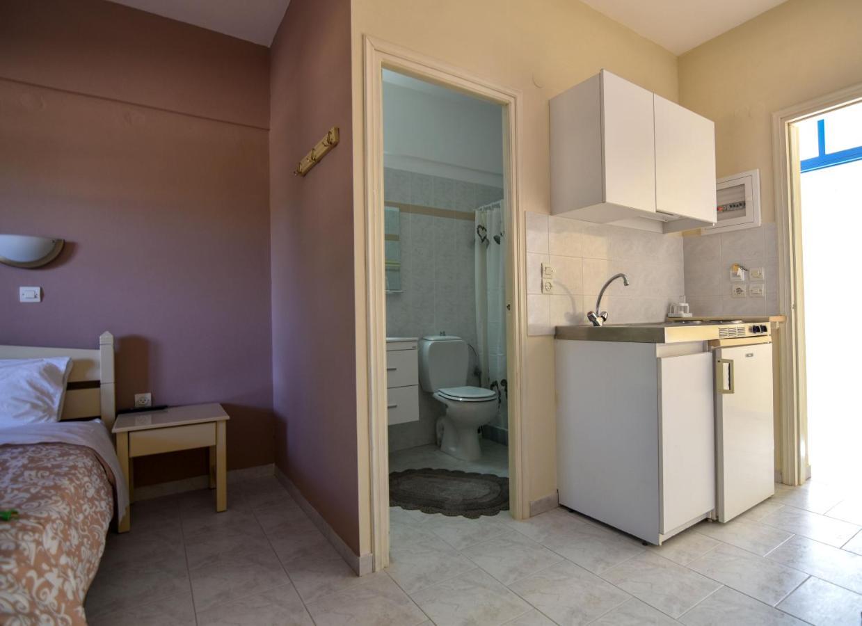 Vardes Hotel Studios Амупи Экстерьер фото